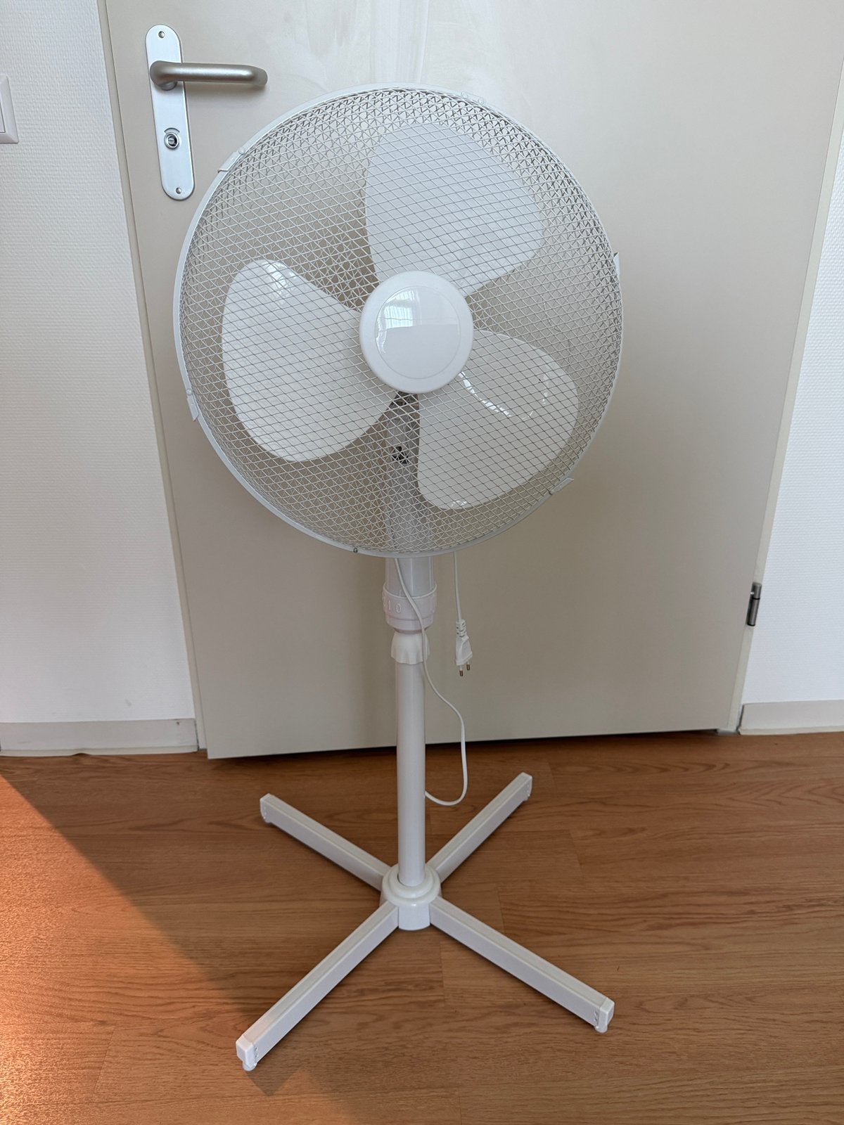 Ventilator, Witgoed en Apparatuur, Ventilatoren, Ophalen, Zo goed als nieuw, Statiefventilator