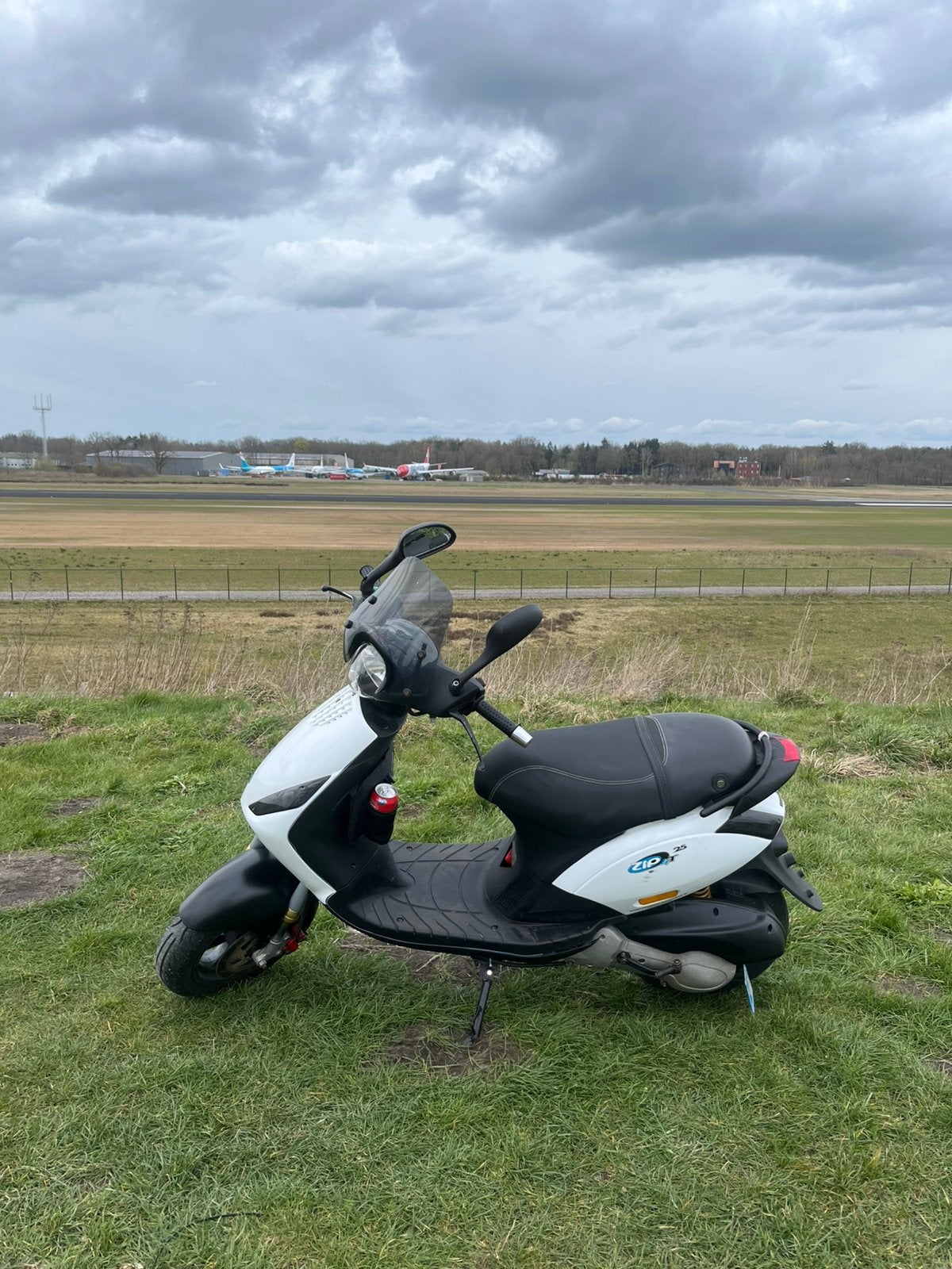 180cc Stage 1 Uk Style Zip2000 (Runner Zip), Ophalen, Zo goed als nieuw, Benzine, Zip