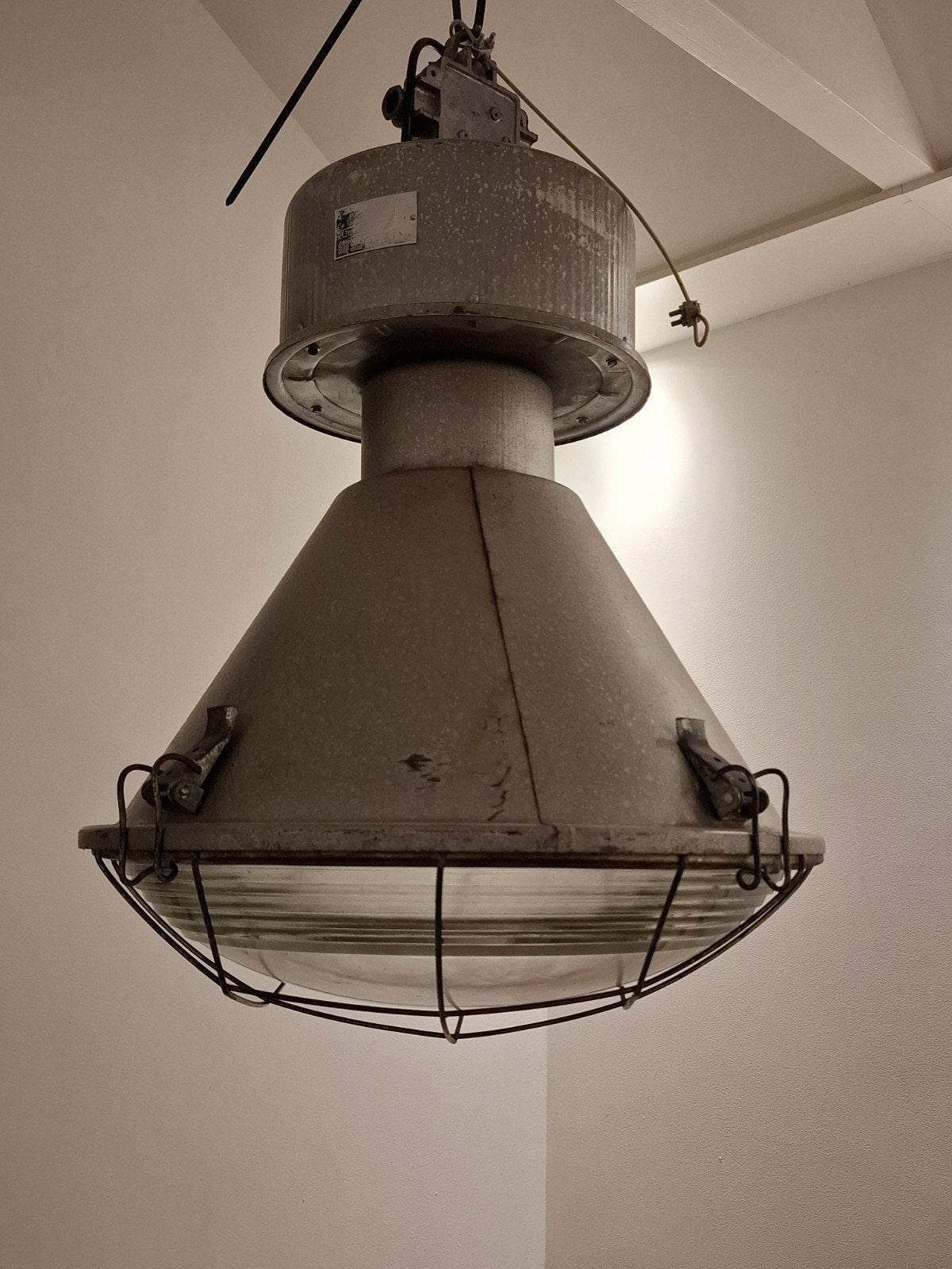 Industriële Hanglampen - Oude Fabriekslampen met Glas, Ophalen, Industrieel, Fabriek, Vintage, E27 (groot), Zo goed als nieuw