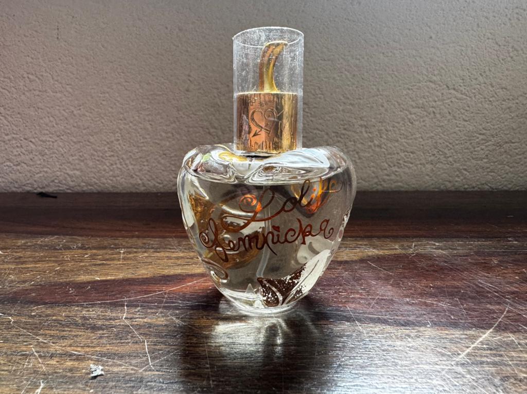 Lolita Lempicka L'eau Jolie Eau de Toilette 50 ml, Gebruikt, Contact@lolitalempicka.com, Ophalen of Verzenden, Avenue montaigne 42, 75008 Paris