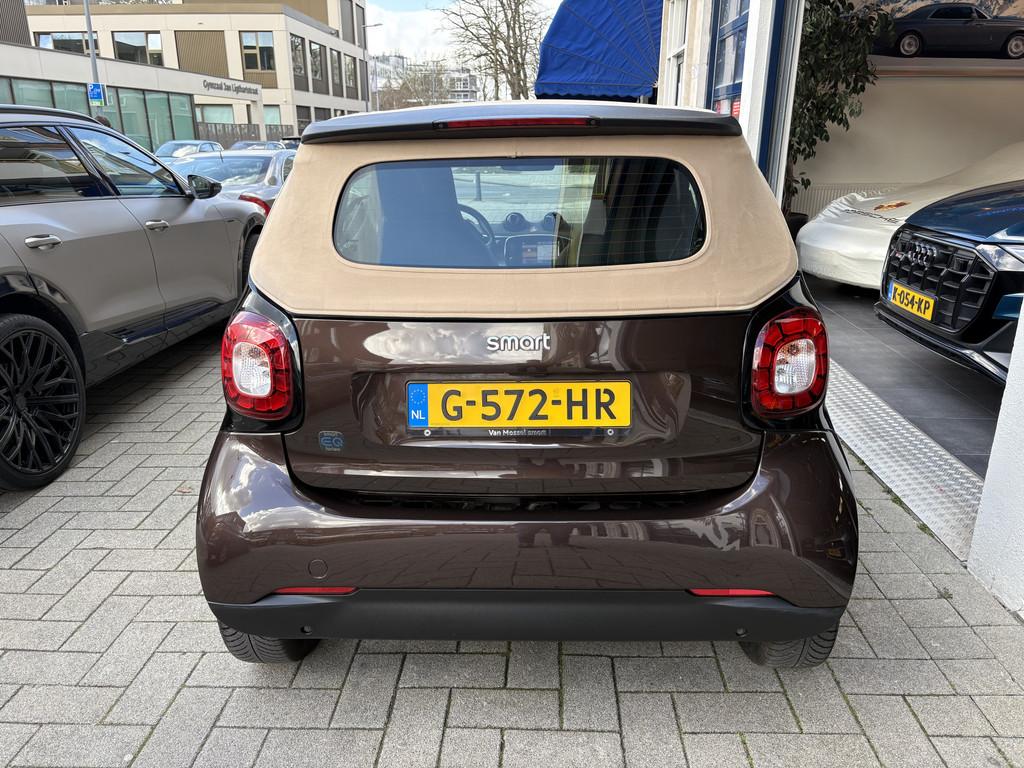 Smart Fortwo cabrio EQ Business Solution 18 kWh 1 EIGENAAR/N, Automaat, Achterwielaandrijving, Gebruikt, 82 pk