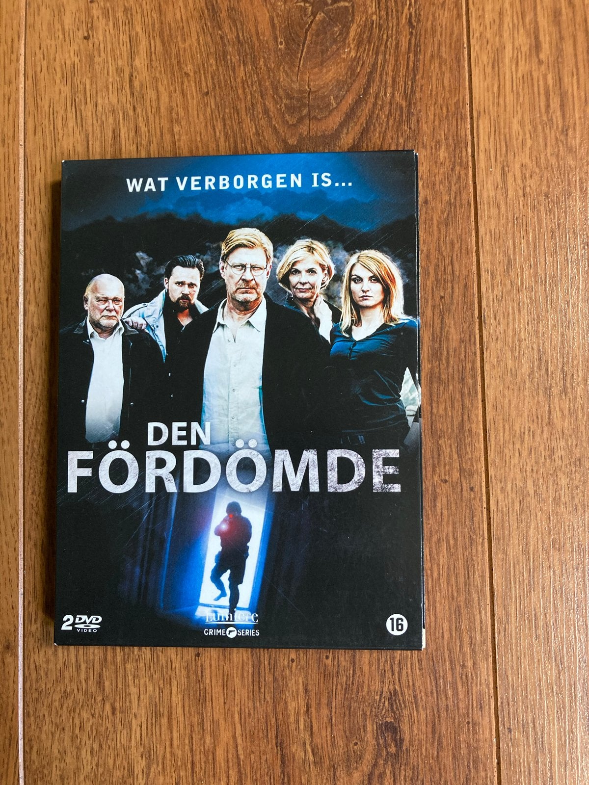 Den Fördömde - Crime Series (2 DVD), Cd's en Dvd's, Psychologische thriller, Vanaf 16 jaar, Ophalen of Verzenden, Zo goed als nieuw