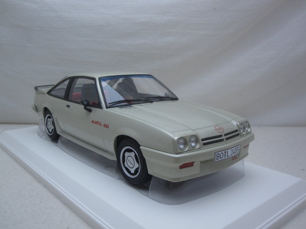 Opel Manta GSi Exclusiv 1985 Platin Metallic 1:18 Norev, Ophalen of Verzenden, Nieuw, Auto, Norev
