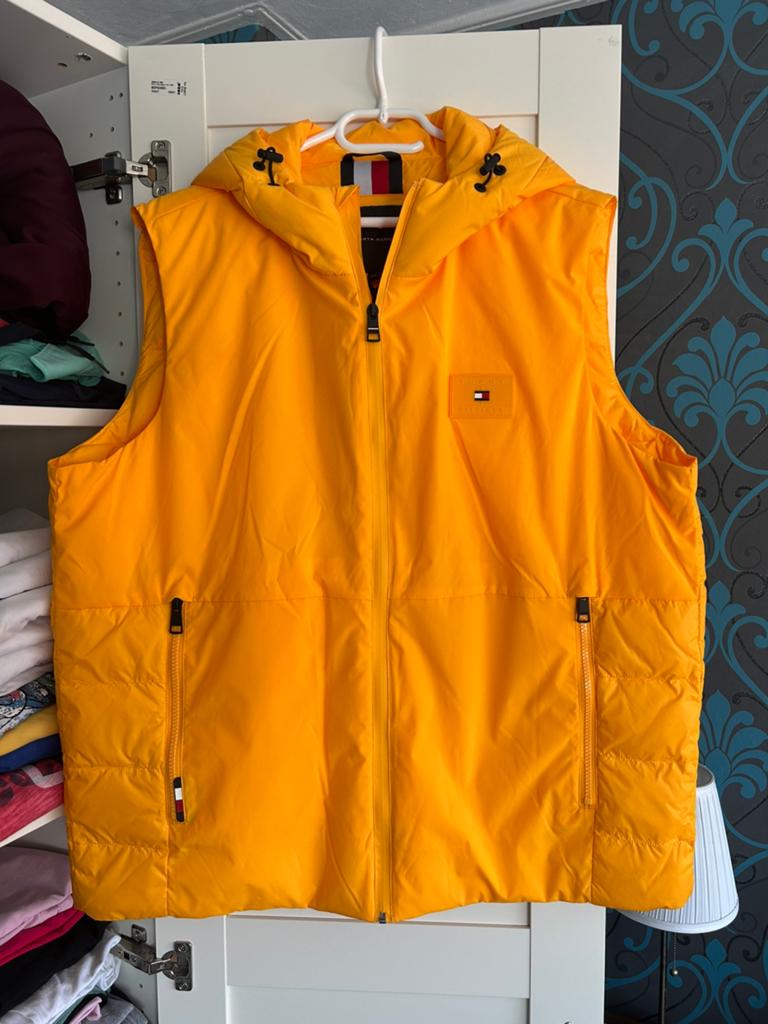 Tommy Hilfiger bodywarmer oranje XXL nieuw, Ophalen of Verzenden, Nieuw, Overige maten, Oranje