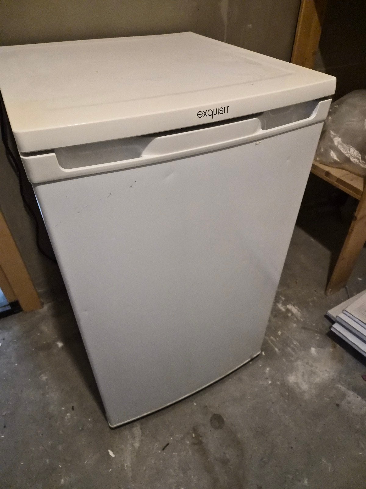 Compacte Exquisit koelkast met vriesvak, Ophalen, Gebruikt, Minder dan 85 cm, Minder dan 75 liter