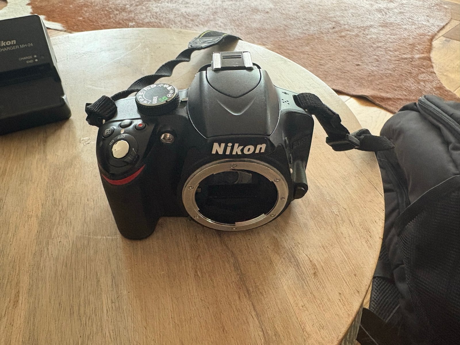 Nikon D3200 body met batterij en oplader, Ophalen of Verzenden, Gebruikt, Spiegelreflex, Nikon