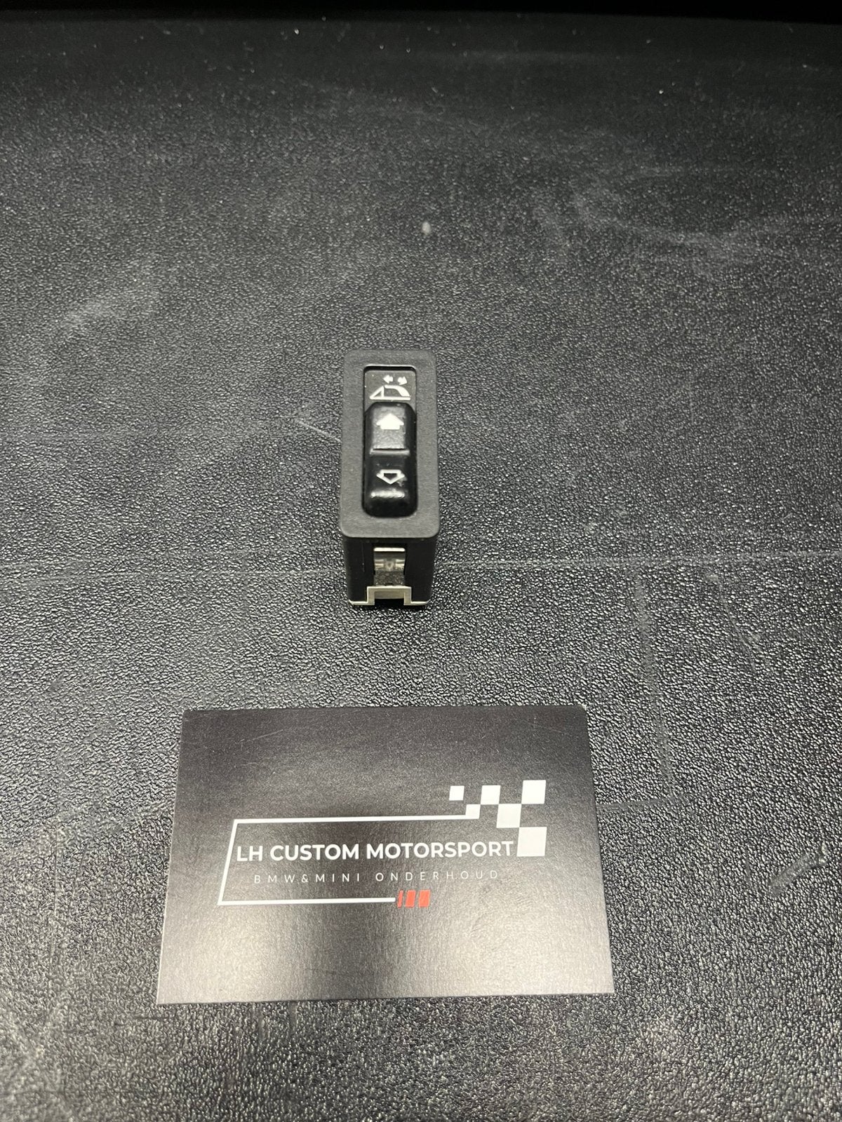 BMW E36 cabrio softtop schakelaar, Auto diversen, Autospeakers, Gebruikt, Verzenden