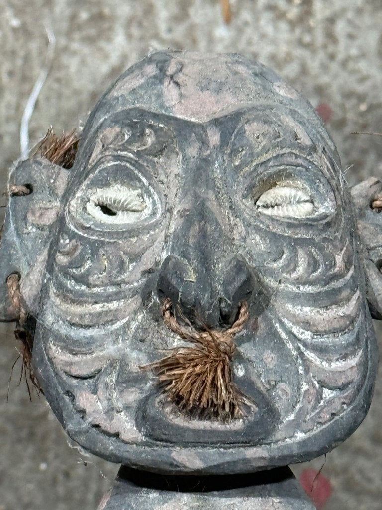 2 geestfiguren met beschermende kracht uit Sepik-mannenhuis, Antiek en Kunst, Afrika, Ophalen of Verzenden, Beeld, 43 cm