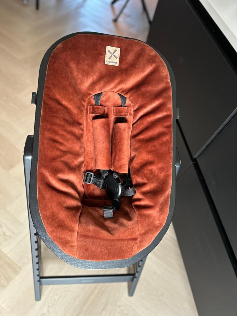 Kidsmill Newborn opzetstuk + kussen en riempje, Kinderen en Baby's, Kinderstoelen, Ophalen of Verzenden, Zo goed als nieuw, Overige typen
