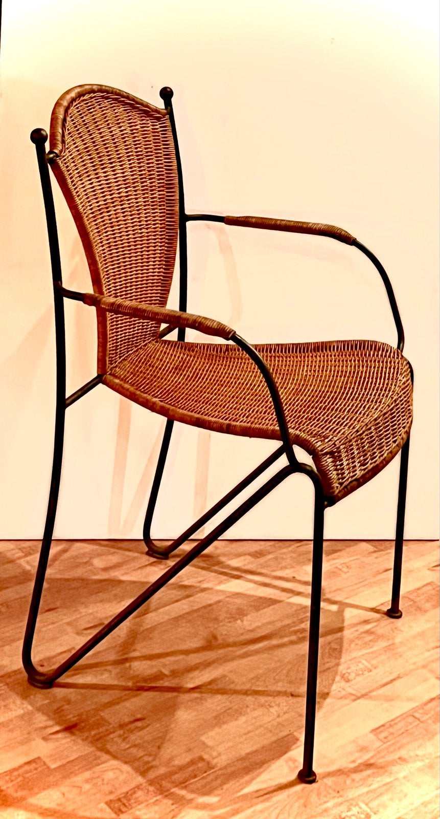 4 Frederic Weinberg rotan en stalen tuinstoelen, jaren '50, Tuin en Terras, Tuinstoelen, Ophalen, Zo goed als nieuw, Rotan, Stapelbaar