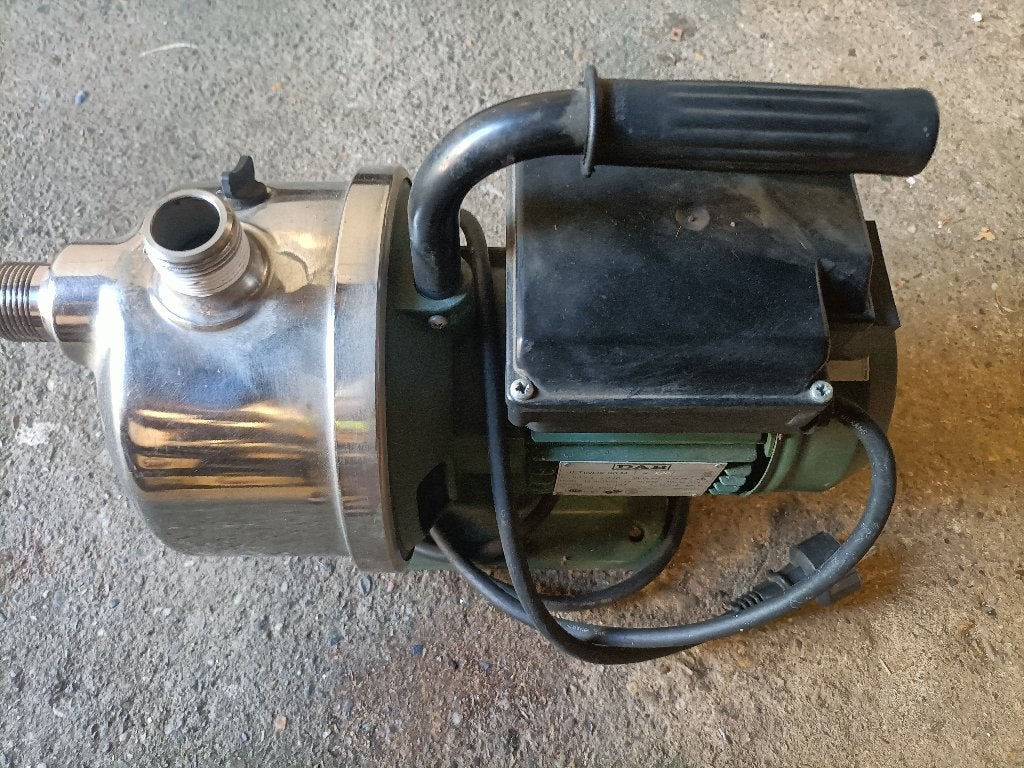 dab 90m 3.3 cup per uur waterpomp, Ophalen of Verzenden, Zo goed als nieuw, Elektrisch, Beregeningspomp