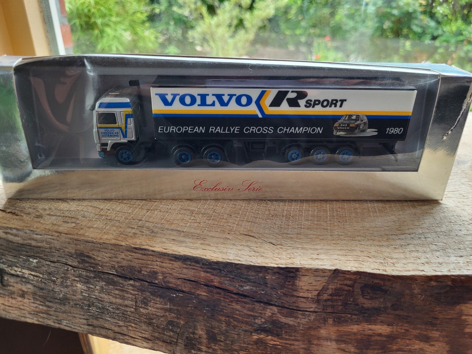 Herpa exclusive Volvo F12 R sport, Hobby en Vrije tijd, Ophalen of Verzenden, Nieuw, Bus of Vrachtwagen, Herpa