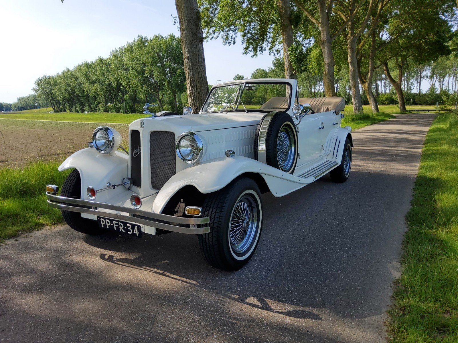 Beauford Series 1982 Wit, Auto's, Overige Auto's, Wit, Bedrijf, Geïmporteerd, 1040 kg