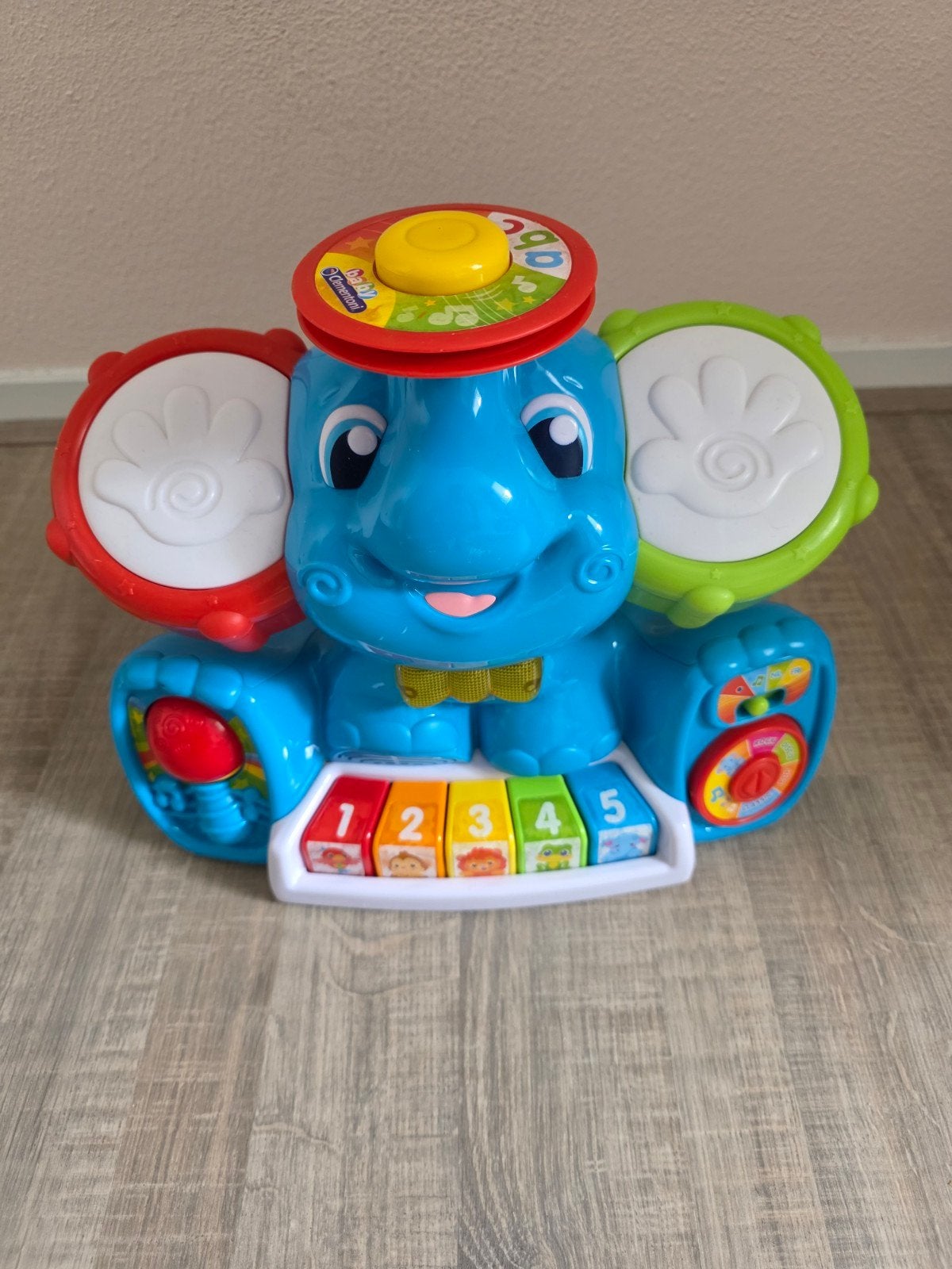 Clementoni Olifant Muzikaal Speeltje met Piano en Drums, Ophalen, Gebruikt, Overige typen, Met geluid