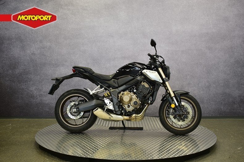 Honda CB 650 R (bj 2019), Motoren, Info@motoportwormerveer.nl, Honda Motor Europe, Bedrijf, Crystal Bldng B-Unit B11.2 Rivium Blv200
2909 LK  Capelle aan den IJsel, NL