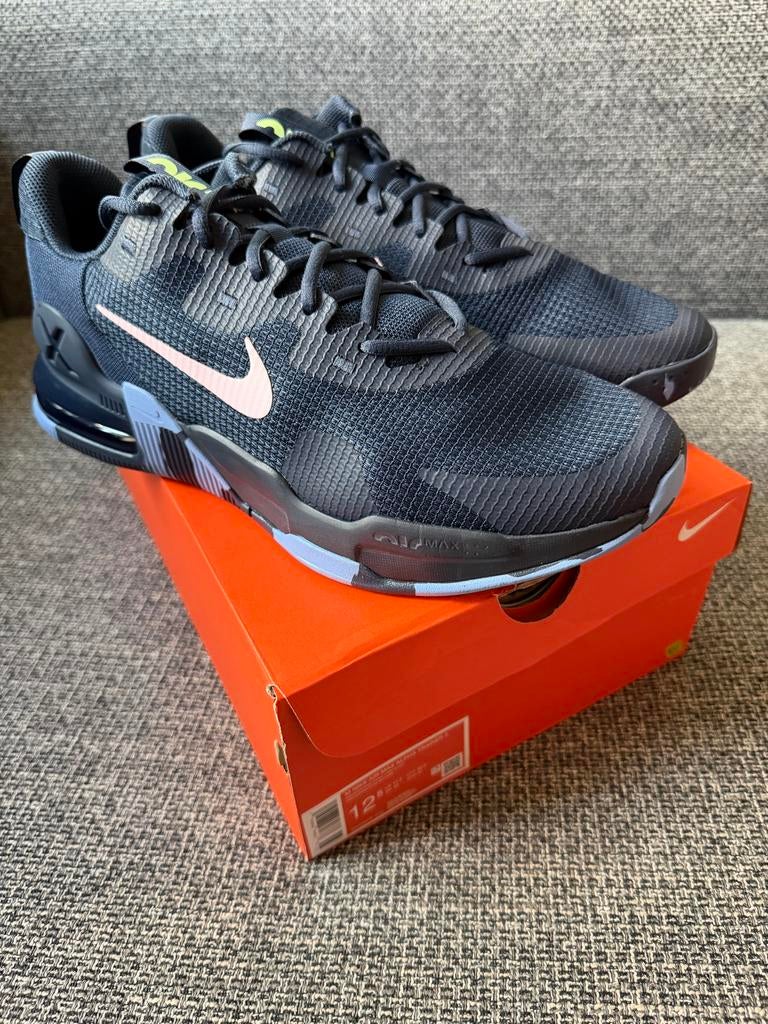 Nike Air Max Alpha Trainer 5 - Maat 47 - Nieuw in doos, Blauw, Sportschoenen, Nieuw, Ophalen of Verzenden