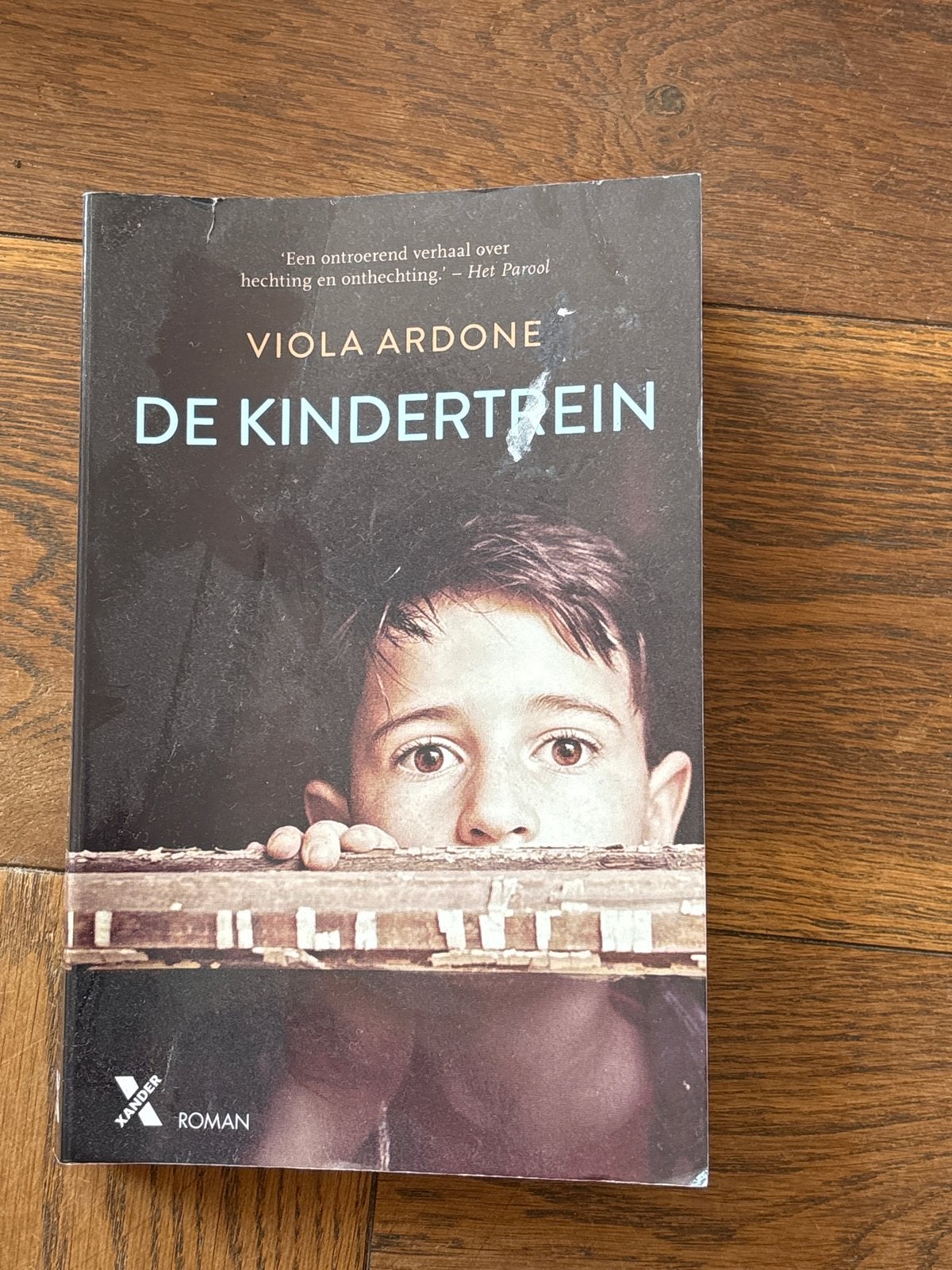 De Kindertrein - Viola Ardone (Roman), Ophalen of Verzenden, Zo goed als nieuw, Europa overig