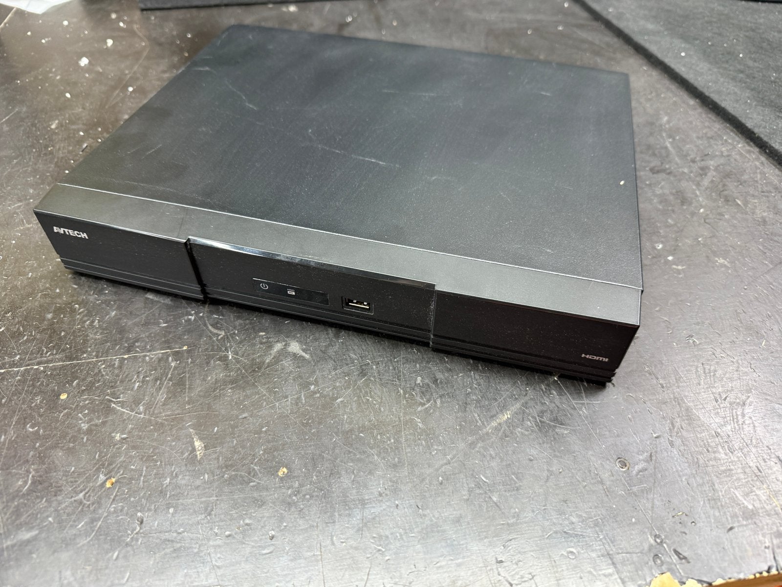 AVTECH DGD2017AV(EU) HD CCTV 16CH DVR, Ophalen of Verzenden, Gebruikt