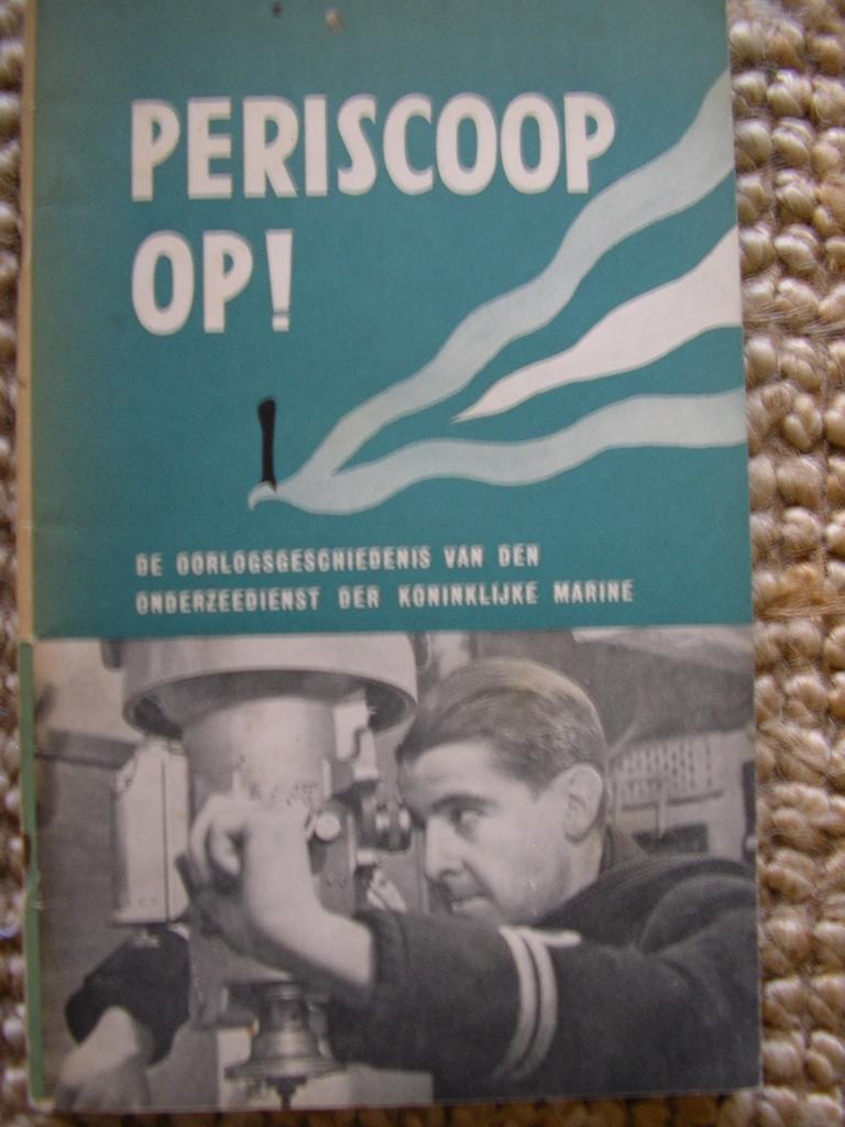 Periscoop op!, Ophalen of Verzenden, Tweede Wereldoorlog, Zo goed als nieuw, Marine