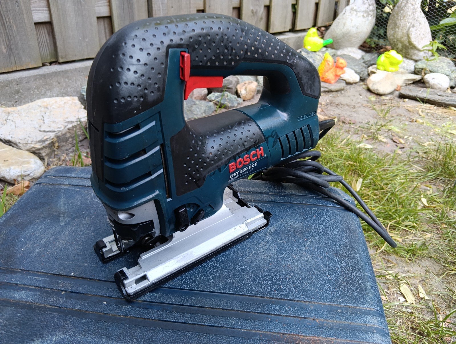 Blauwe Bosch decoupeerzaag GTS 150 BCE professional, Ophalen, Decoupeerzaag, 600 tot 1200 watt, Zo goed als nieuw
