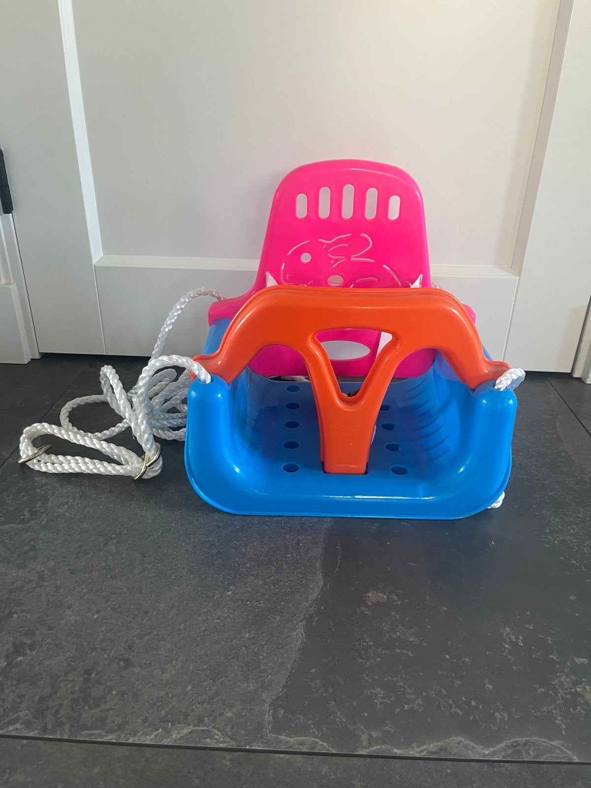 Kleurrijke babyschommel voor binnen en buiten, Ophalen of Verzenden, Gebruikt, Schommel