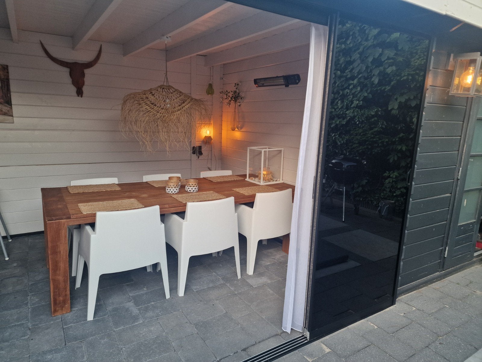 6 zgan witte box stoelen met 6 op maat kussens, Ophalen, Stof, Wit, Zo goed als nieuw