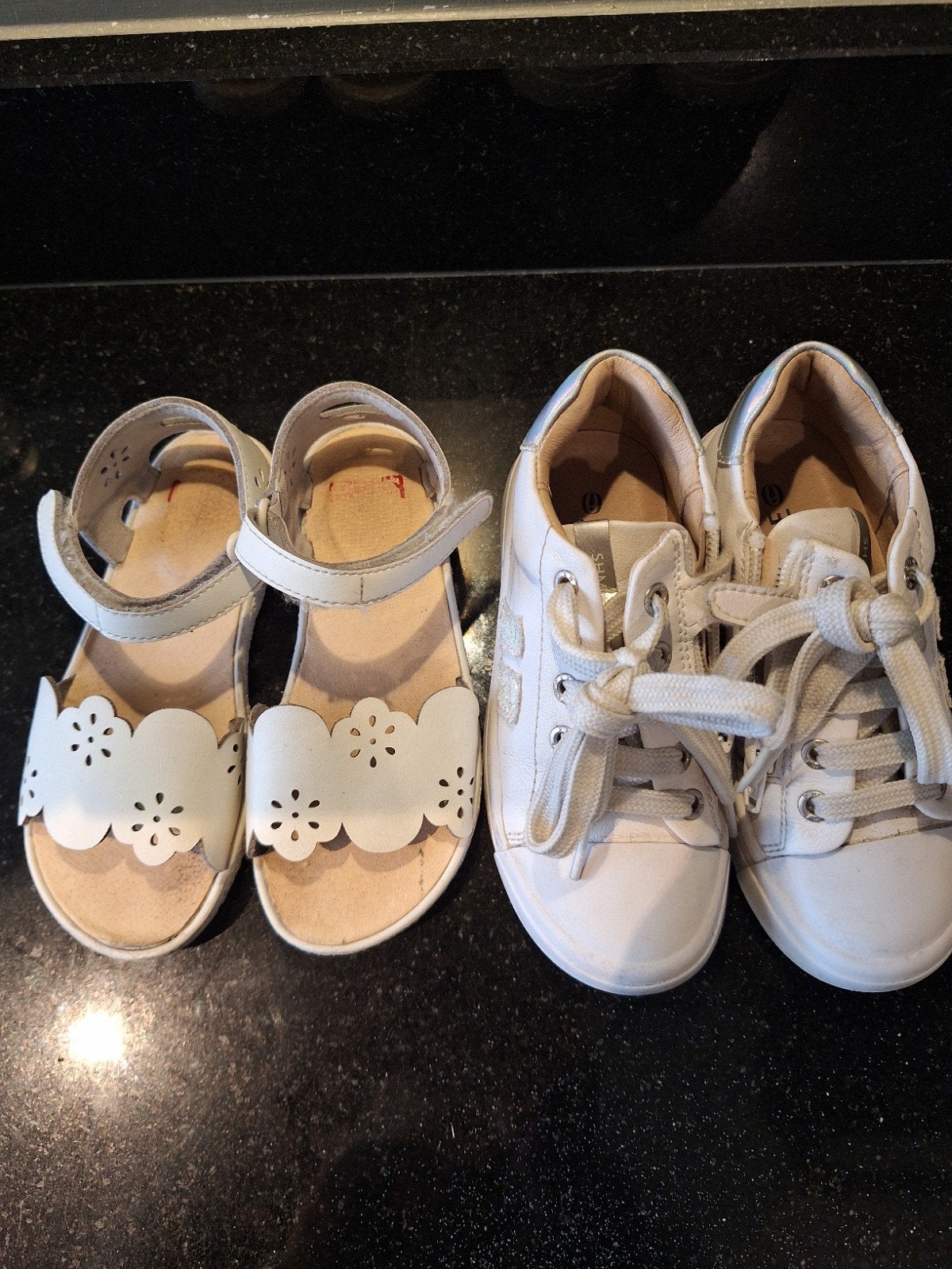 Witte kinderschoenen en sandalen maat 28, Jongen of Meisje, Schoenen, Ophalen of Verzenden, Zo goed als nieuw