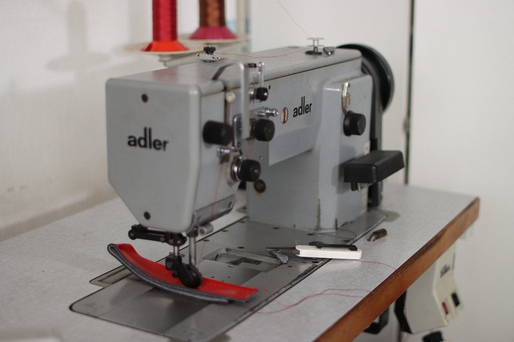 naimachine adler 467, Gebruikt, Naaimachine, Industrieel, Ophalen