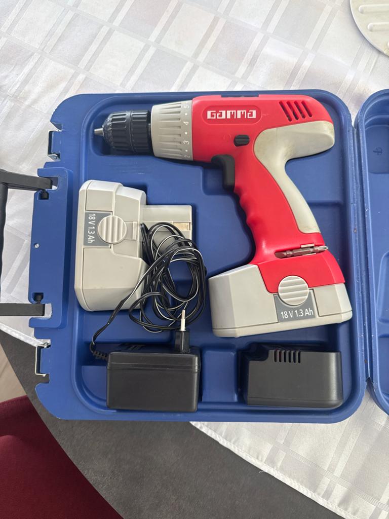 Gamma Boormachine met toebehoren - Werkt goed, Ophalen of Verzenden, Zo goed als nieuw