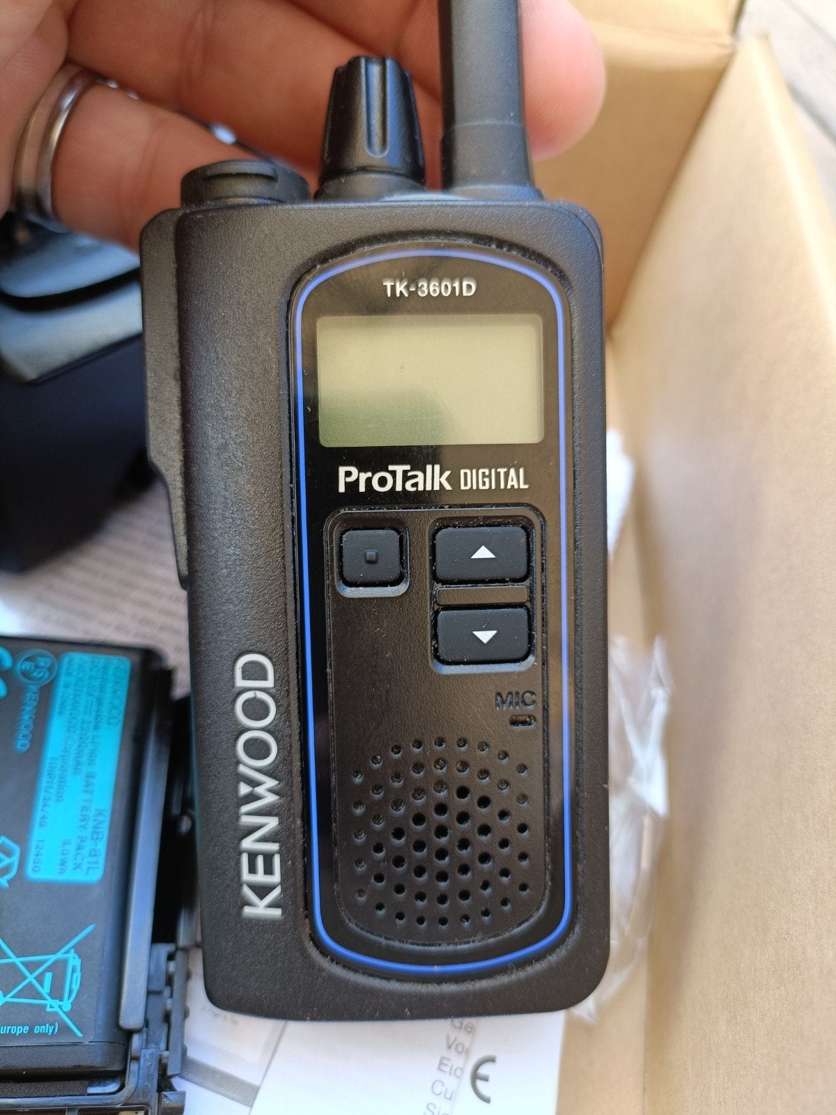Kenwood ProTalk Digital TK-3601D Portofoon met Accessoires, Ophalen of Verzenden