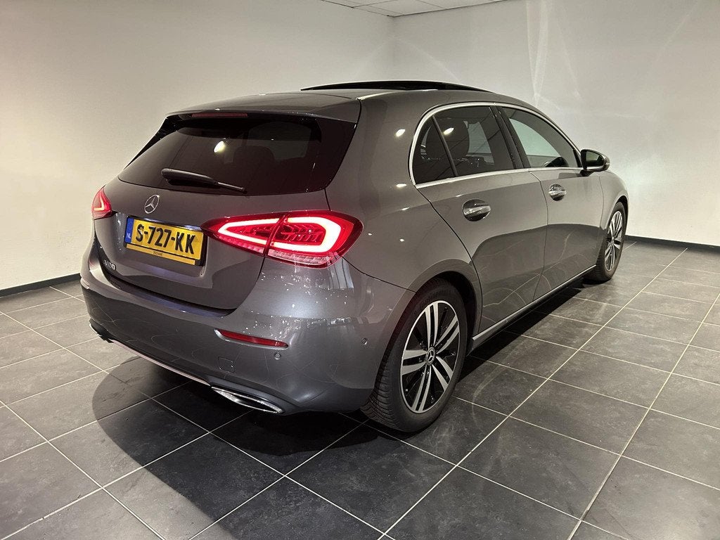 Mercedes-Benz A-klasse 180 Luxury Line | Panoramadak | Leder, Auto's, 136 pk, Gebruikt, 4 cilinders, Origineel Nederlands