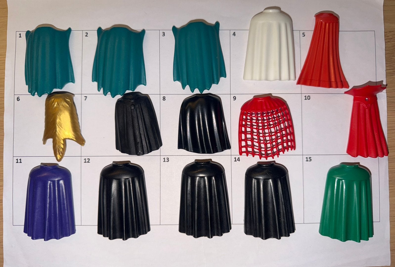 Jun 040: playmobil: onderdelen: capes, Ophalen of Verzenden, Gebruikt, Los playmobil
