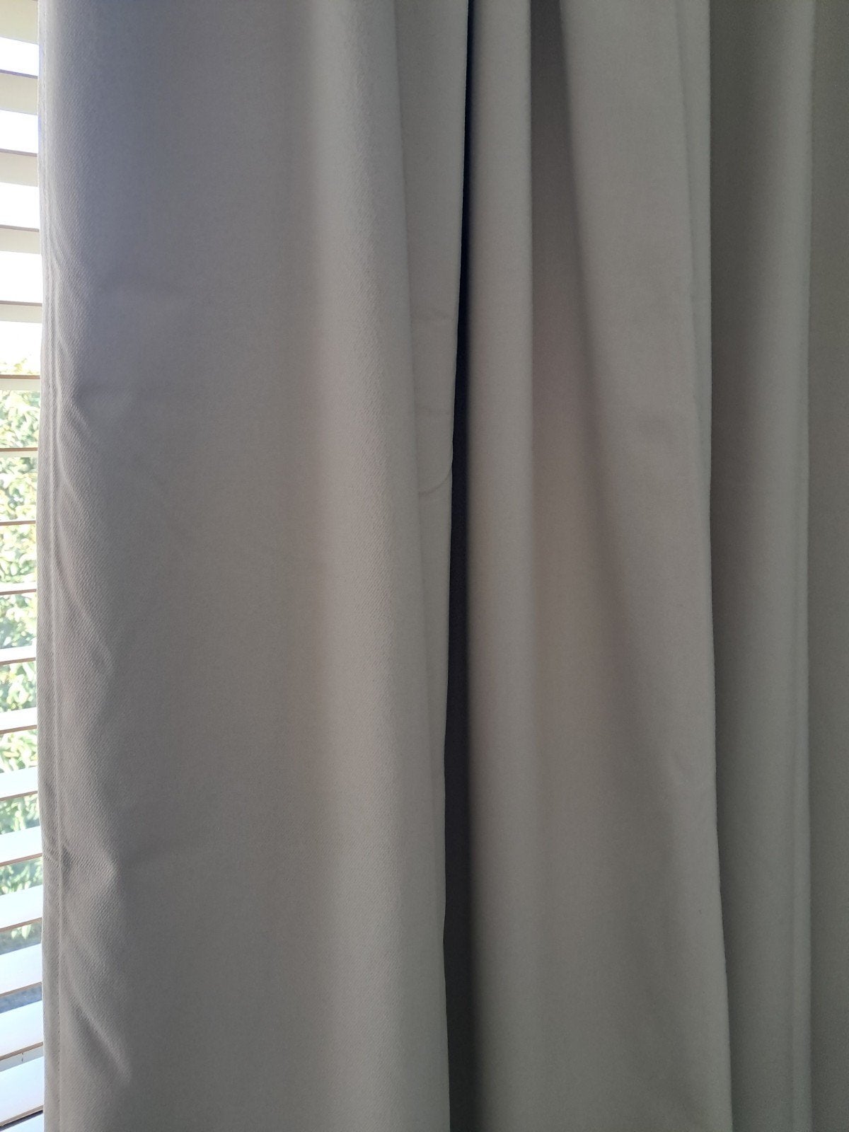 IKEA KORGOMTT Gordijnen - crèmekleurig, 145x238 cm, Ophalen, Isolerend, Gordijn, Nieuw