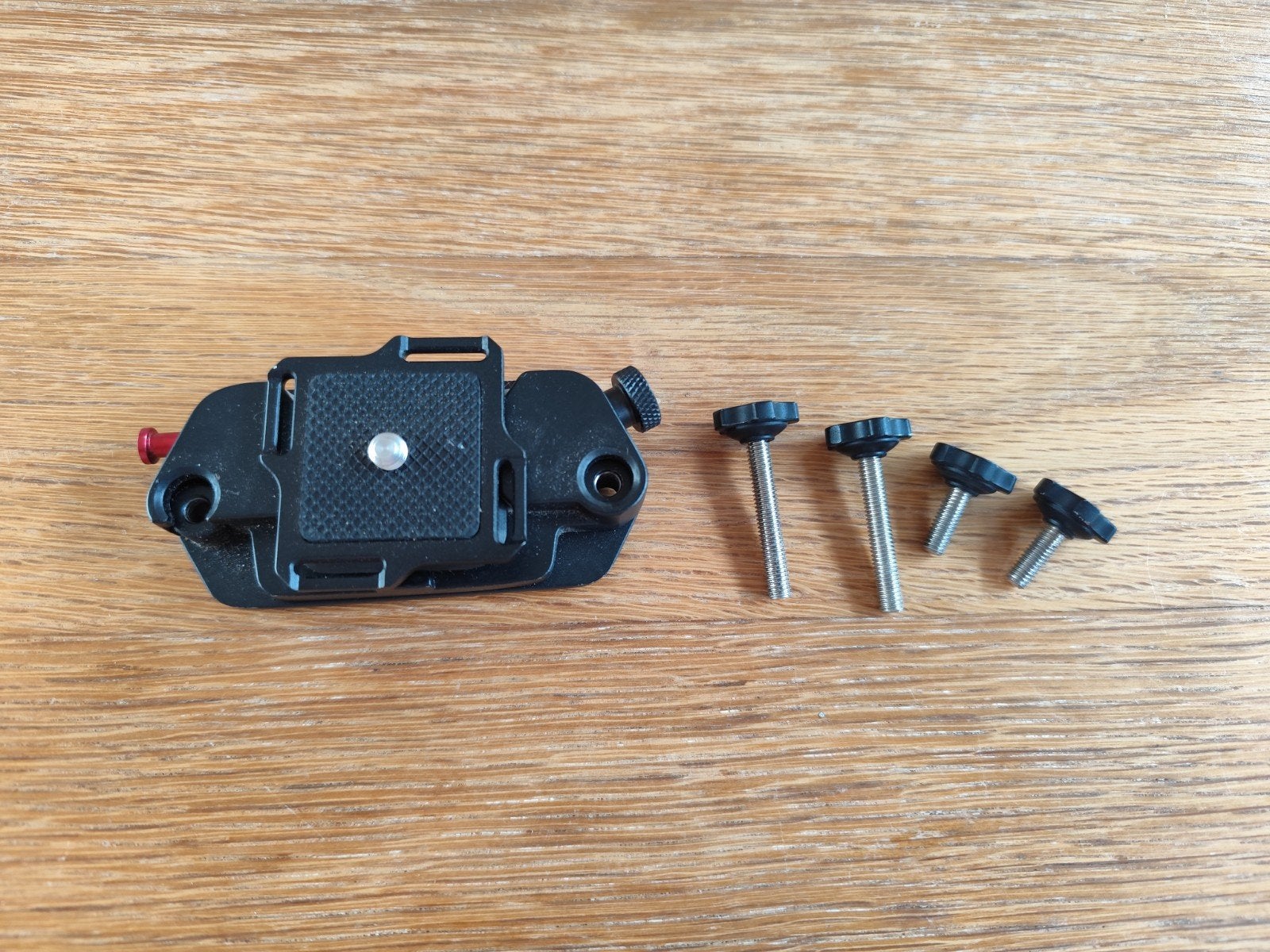 Puluz camera clip, Ophalen of Verzenden, Zo goed als nieuw