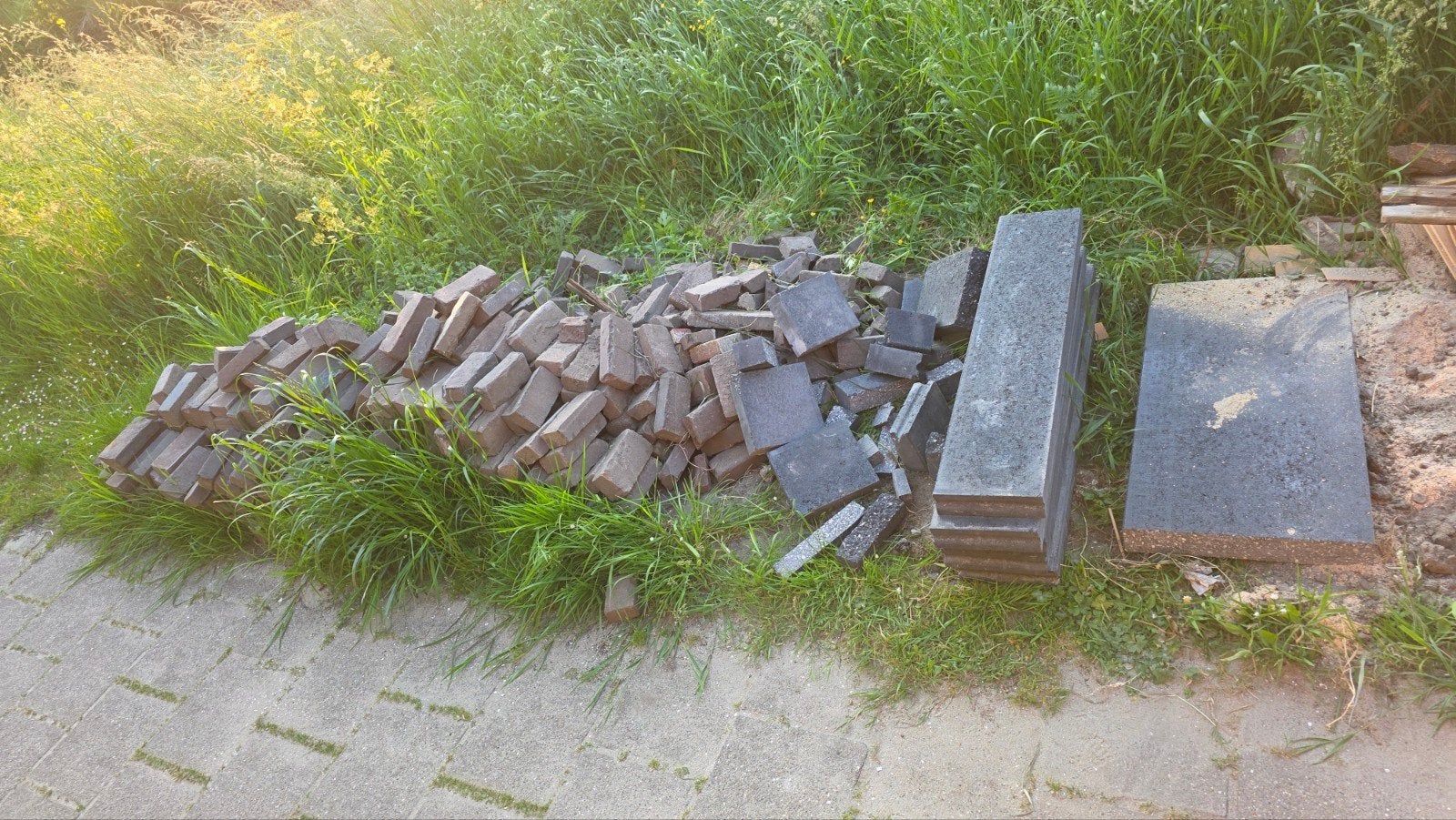 Gebruikte klinkers, nieuwe opzetbandjes en resthout, Ophalen, Gebruikt, Klinkers, 10 m² of meer