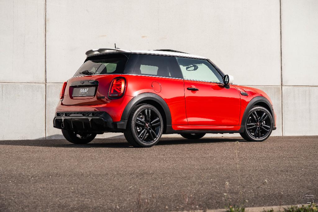 MINI Cooper | JCW Trim | Pano | Comfort Access | Chili Red, Auto's, Mini, 136 pk, Bedrijf, 1125 kg, 3 cilinders