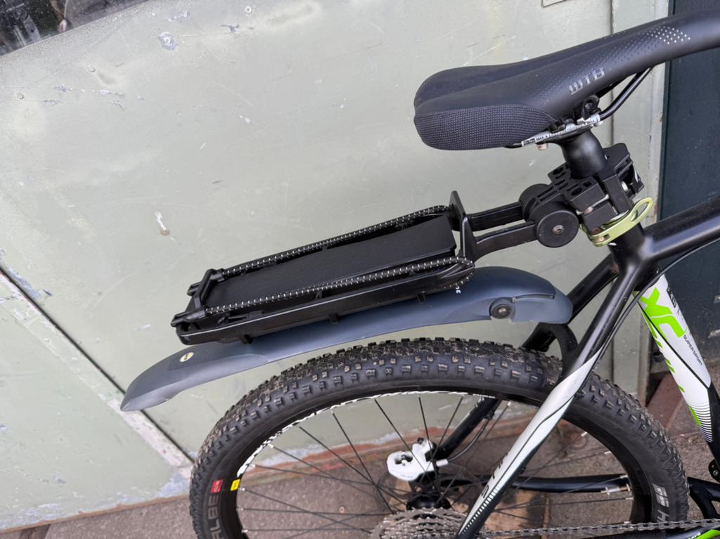Te koop bagagedrager mountainbike fiets bagagedrager, Fietsen en Brommers, Fietsaccessoires | Bagagedragers, Ophalen of Verzenden