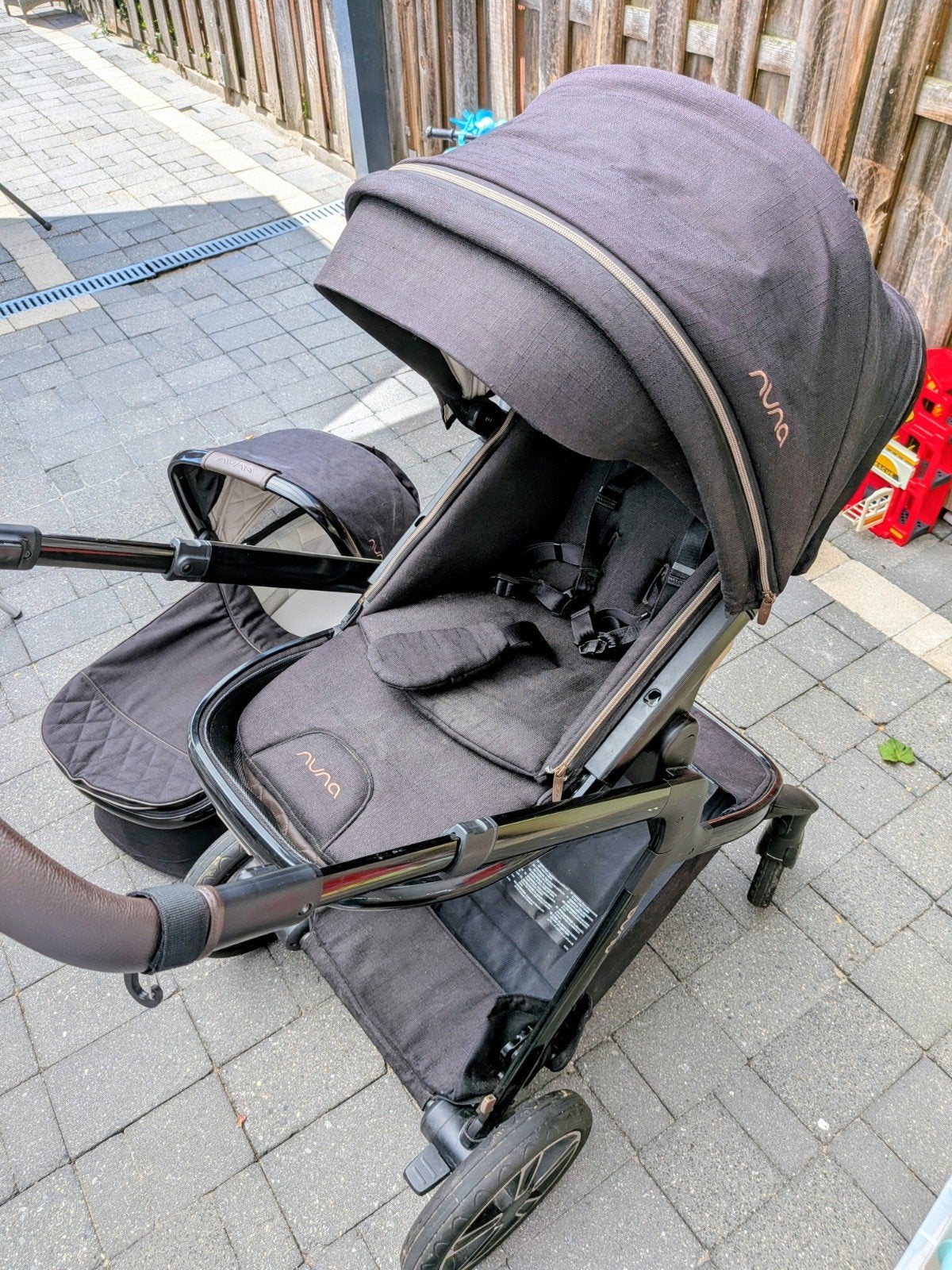 Nuna Kinderwagen 2 in 1 Demi Grow Revited antraciet, Ophalen, Zo goed als nieuw, Overige merken, Zonnekap