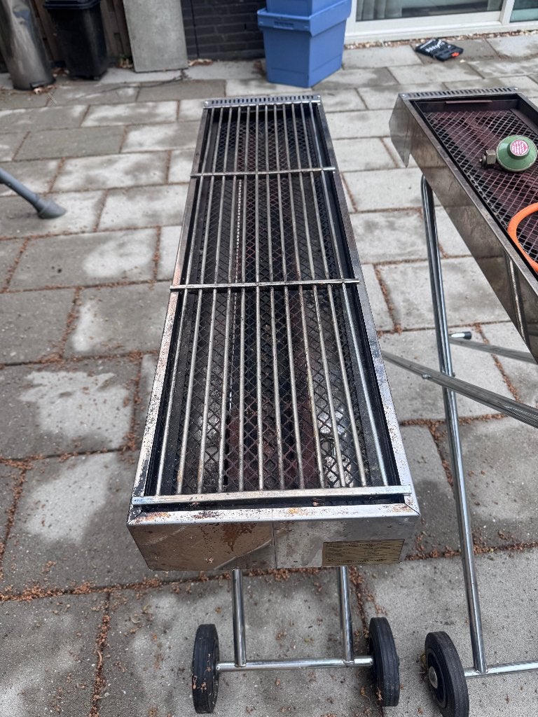 Lange RVS Gasbarbecue op wielen - Perfect voor feesten, Ophalen of Verzenden, Gebruikt, Onbekend