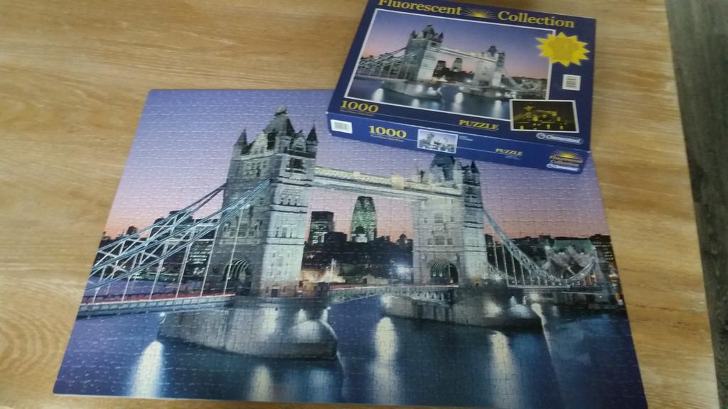Puzzel 1000 stukjes, Hobby en Vrije tijd, Denksport en Puzzels, Ophalen, 500 t/m 1500 stukjes, Zo goed als nieuw