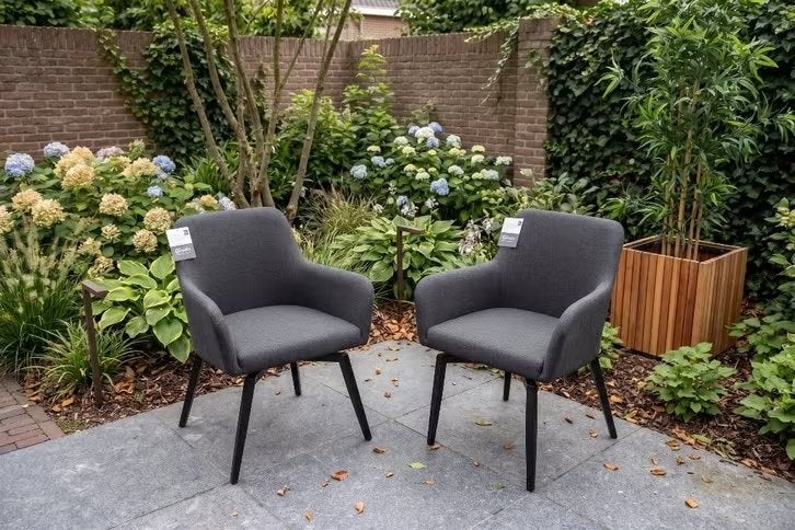 Outlet: 2 Flow luxe tuinstoelen | zwart, Ophalen, Zo goed als nieuw, Kunststof