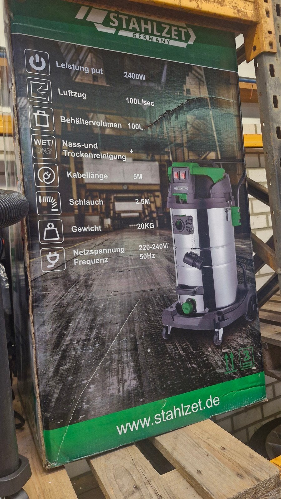 Nat en Droogzuiger 2400watt rommelmarkt partijhandel, Ophalen, Nieuw