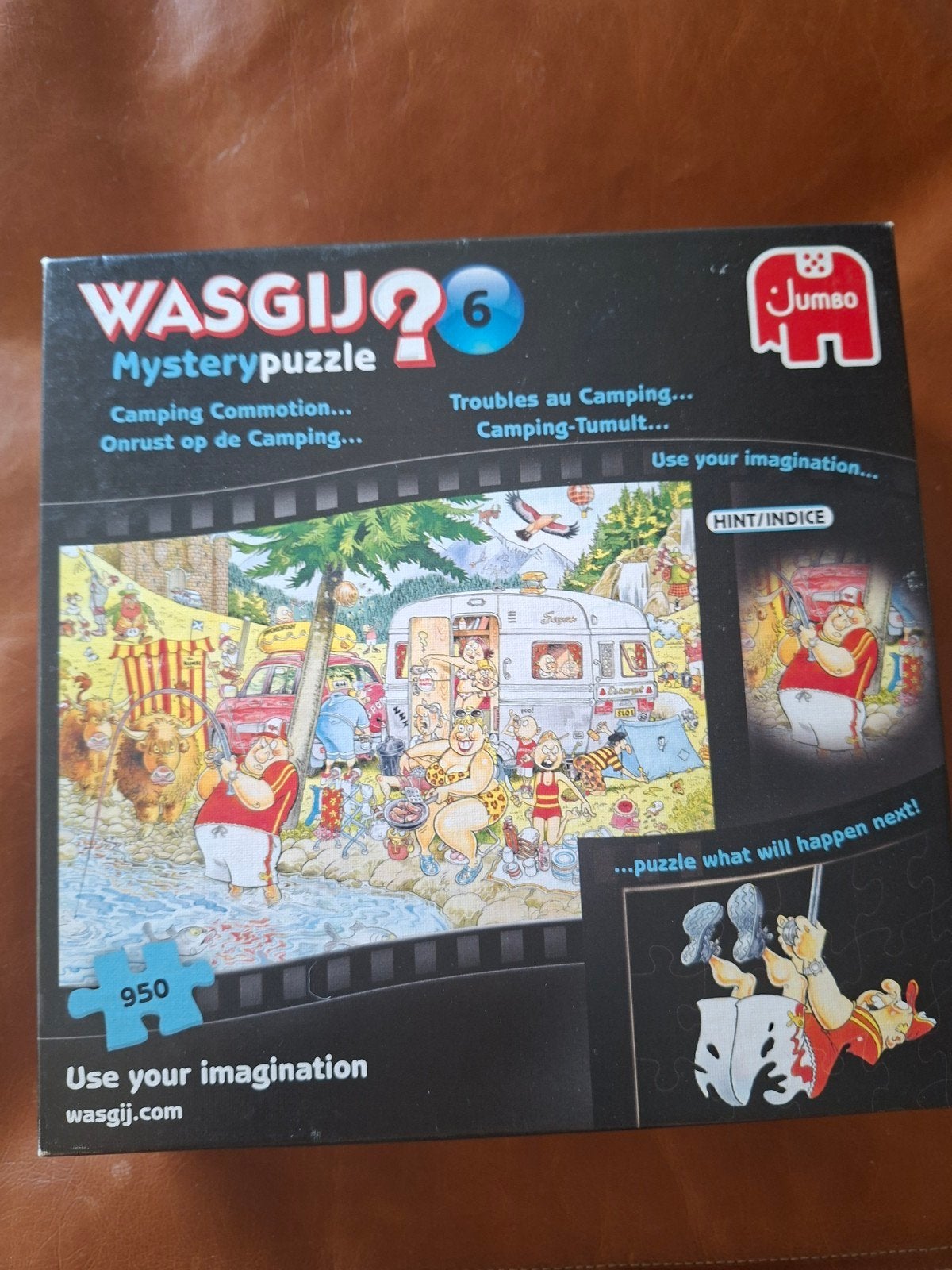 Wasgij Mystery 6: Camping Commotion - 950 stukjes, Ophalen of Verzenden, 500 t/m 1500 stukjes, Gebruikt, Legpuzzel