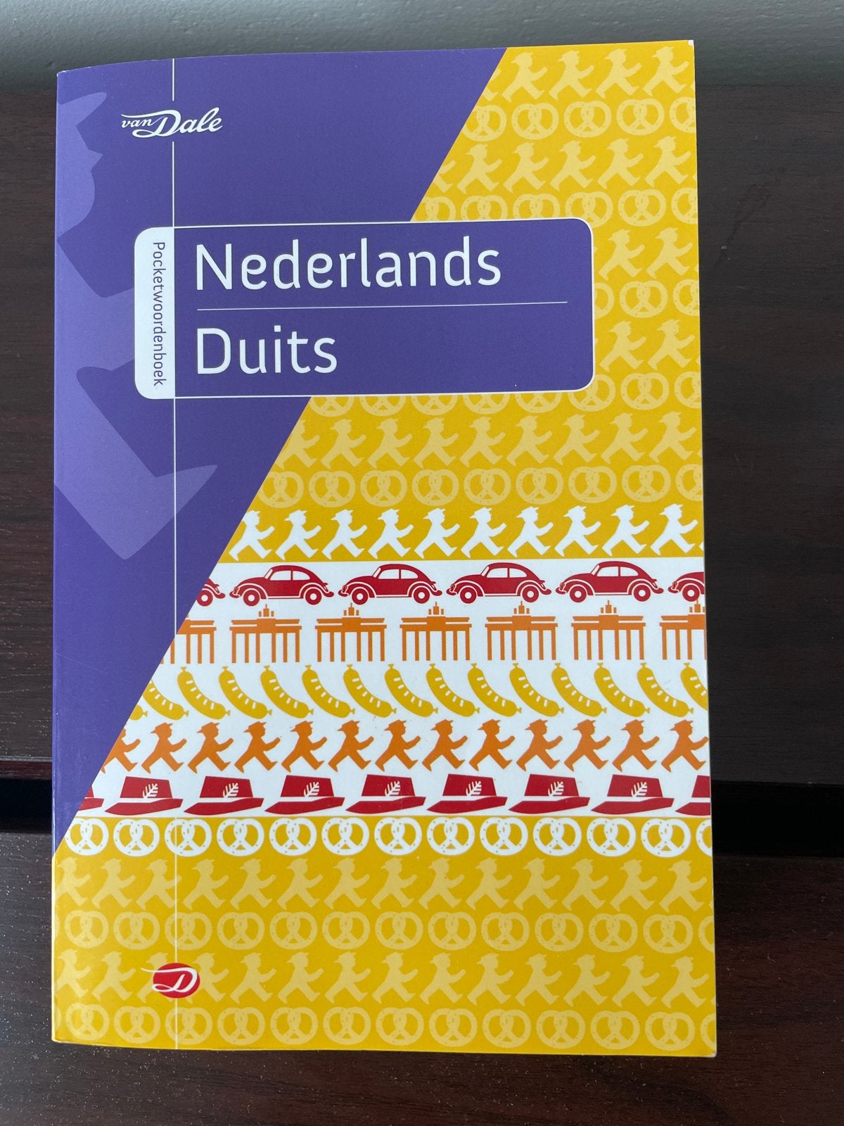 Van Dale Pocketwoordenboek Nederlands Duits, Ophalen of Verzenden, Zo goed als nieuw, Van Dale, Nederlands