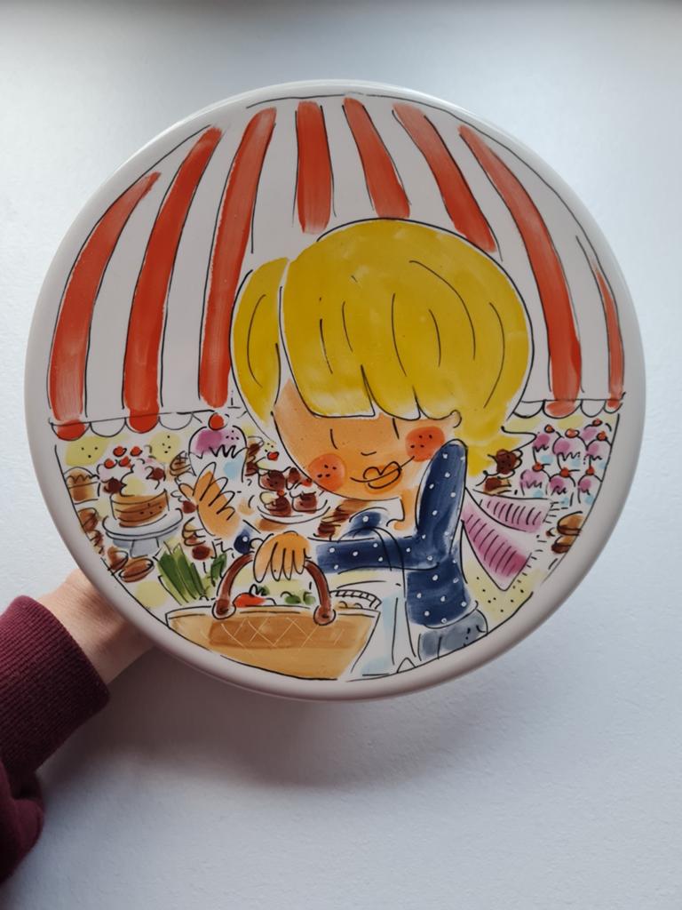 Blond Amsterdam LE medium taartplateau meisje met luifel, Blond Amsterdam, Nieuw, Ophalen of Verzenden, Schaal of Schalen