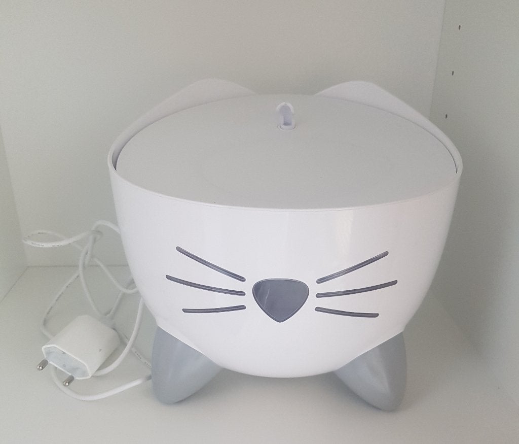 Cat It PIXI Drinkfontein Wit 2,5L + Adapter | Kattenfontein, Ophalen of Verzenden, Automatisch, Zo goed als nieuw