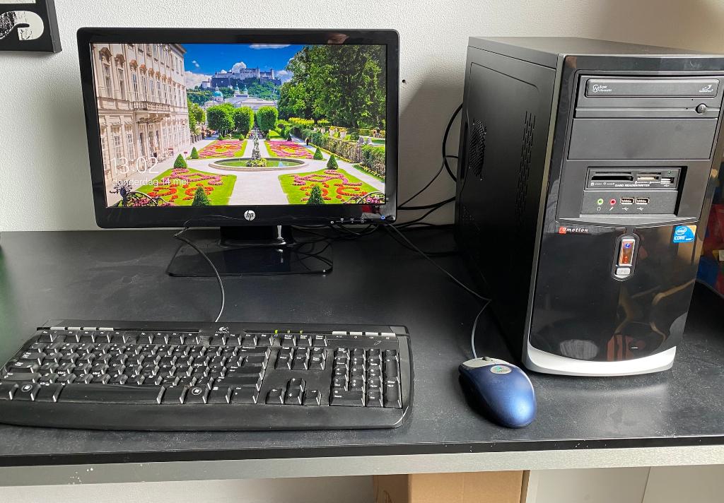 QMotion Desktop PC – Schoon Geïnstalleerd, Computers en Software, Desktop Pc's, Gebruikt, HDD, Ophalen