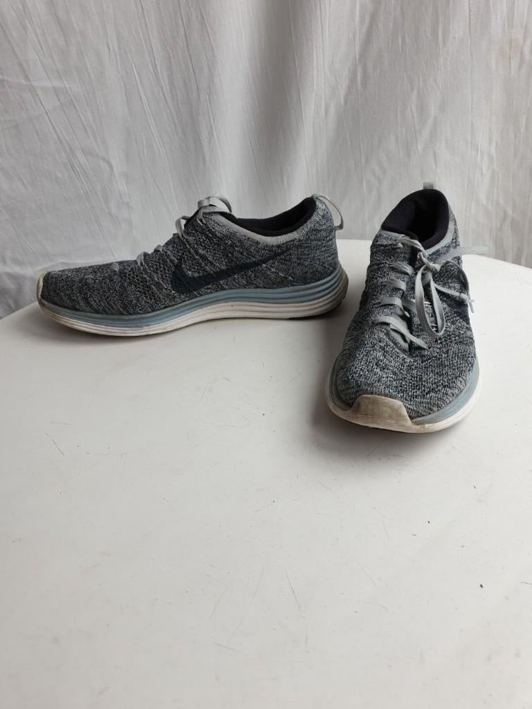 Sportieve grijze nike flyknit lunar, Lunarlon zone. Mt 40.5, ., Ophalen of Verzenden, ., Grijs