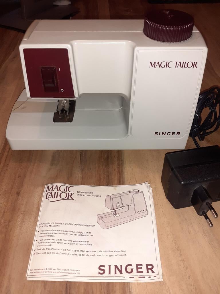 Naaimachine Singer Magic Tailor M100 stikmachine de jaren 60, Ophalen, Gebruikt, DS Lite