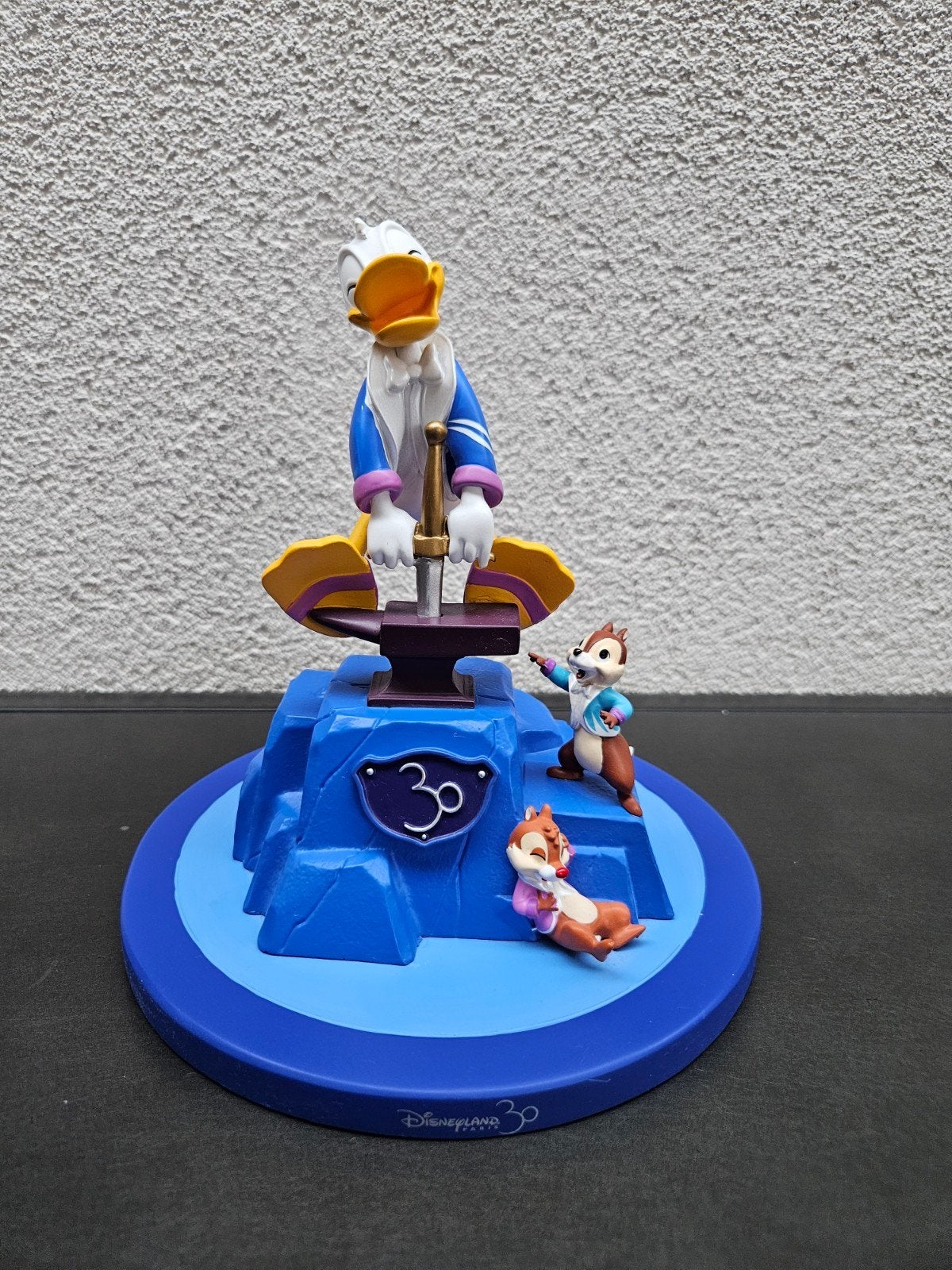 Disneyland Parijs 30 jarig bestaan, Donald, Knabbel+Babbel, Ophalen of Verzenden, Donald Duck, Zo goed als nieuw, Beeldje of Figuurtje